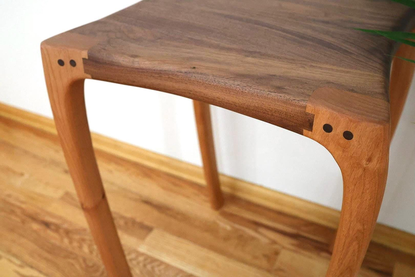 Walnut End Table | Alder Legs