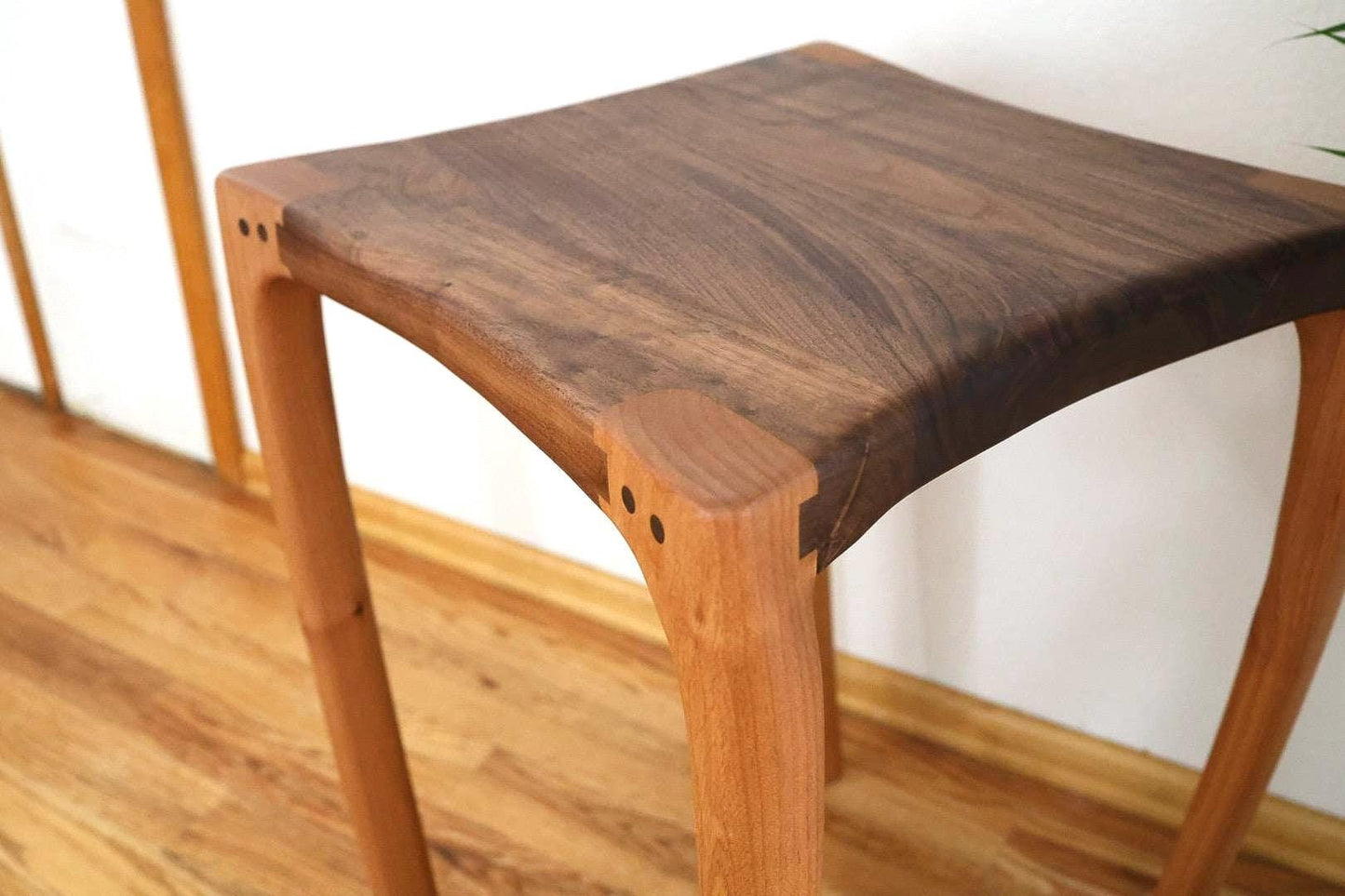 Walnut End Table | Alder Legs