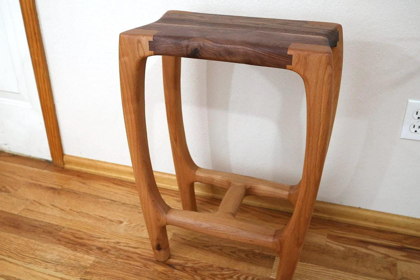 Walnut Counter Stools | Alder Legs